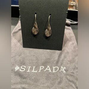 Silpada Instant Classic earrings W2834